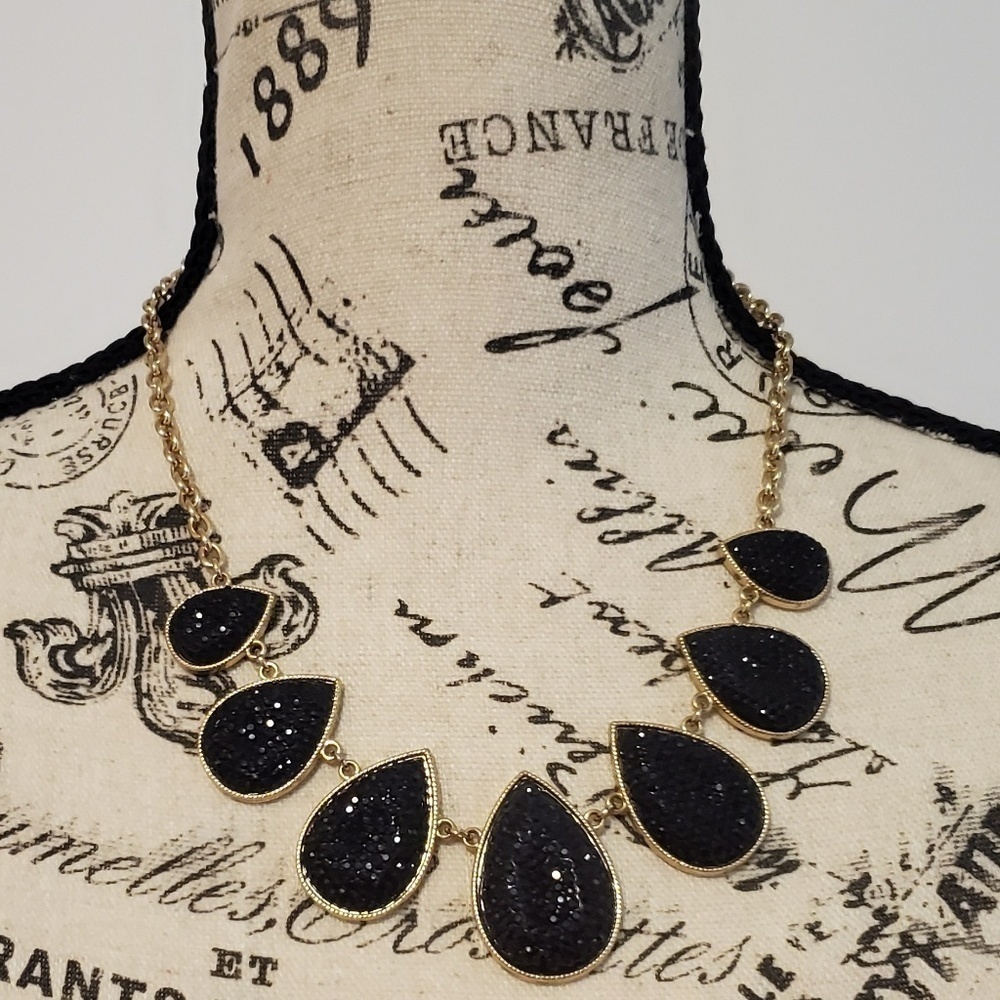 **BOGO** Chunky necklace